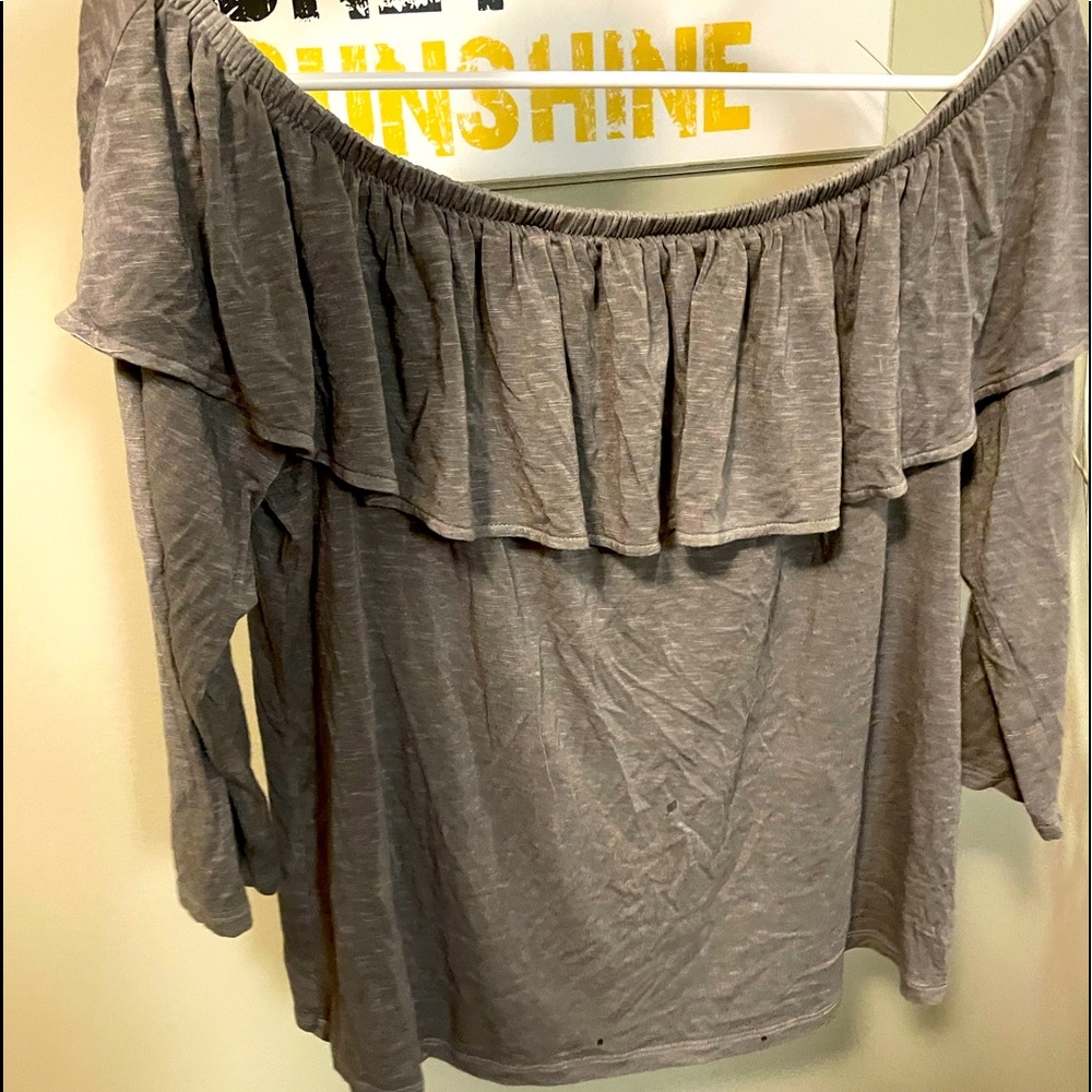 American Eagle top